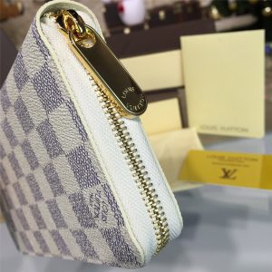 LOUIS VUITTON ZIPPY - Image 3