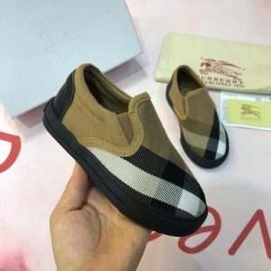 Burberry shoes - Image 5