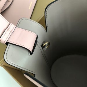 Burberry bucket - Image 3