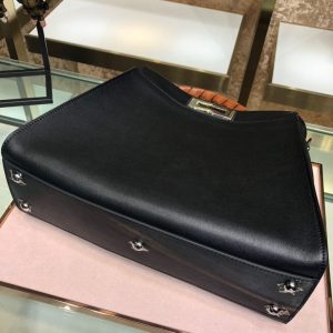 Fendi Peekaboo Bag - Image 8