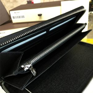 LOUIS VUITTON ZIPPY - Image 9