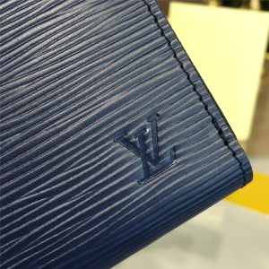 LOUIS VUITTON ZIPPY - Image 5
