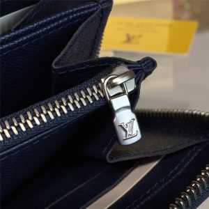 LOUIS VUITTON ZIPPY - Image 8