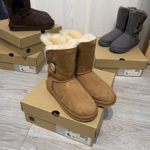 UGG boots - Image 6