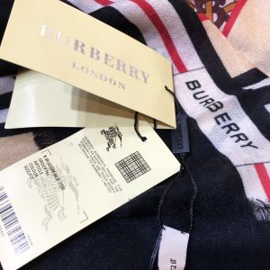 Burberry Scarf - Image 6