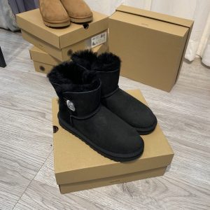UGG boots - Image 3