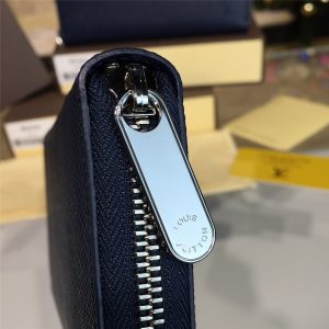 LOUIS VUITTON ZIPPY - Image 4