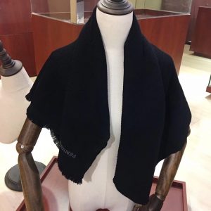 Hermès Scarf - Image 4