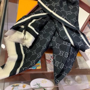 Gucci Scarf - Image 8