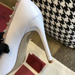Valentino Rockstud Pumps - Image 6