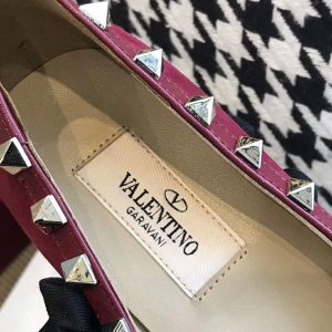 Valentino Rockstud Pumps - Image 6