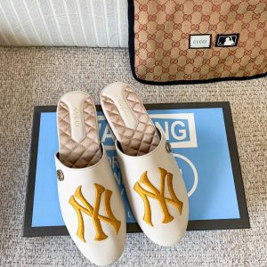 Gucci slippers - Image 9