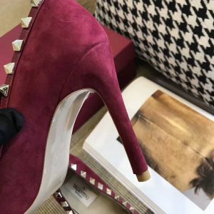 Valentino Rockstud Pumps - Image 3