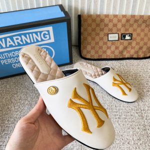 Gucci slippers - Image 4