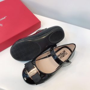 Ferragamo shoesv - Image 3