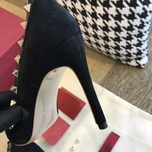 Valentino Rockstud Pumps - Image 4