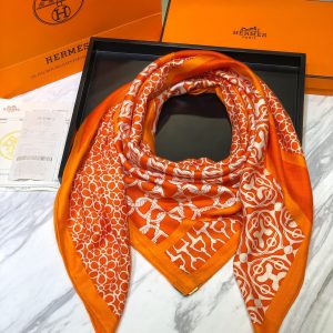 Hermès Scarf - Image 6
