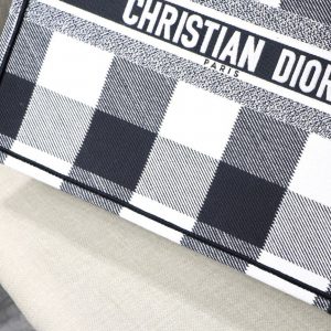 Dior book tote - Image 7