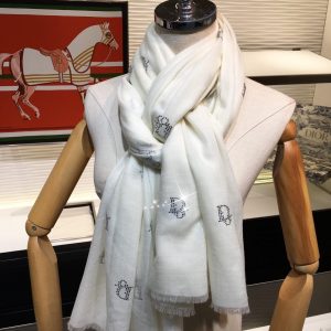 Dior Scarf - Image 5