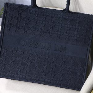 Dior book tote - Image 9