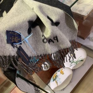 Louis Vuitton Scarf - Image 5