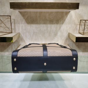 Fendi Peekaboo - Image 7