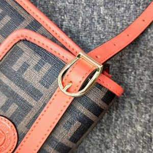Fendi Shoulder Bag - Image 9