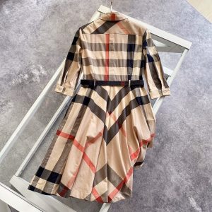 Burberry Suits - Image 6