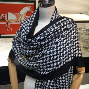 Dior Scarf - Image 3