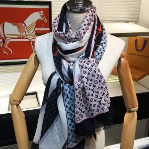 Louis Vuitton Scarf - Image 5