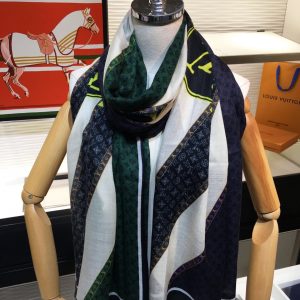 Louis Vuitton Scarf - Image 5