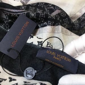 Louis Vuitton Scarf - Image 7