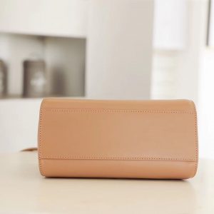 Fendi Peekaboo Bag - Image 5