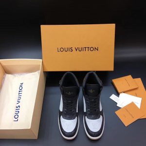 Louis Vuitton Rivoli Sneaker - Image 7