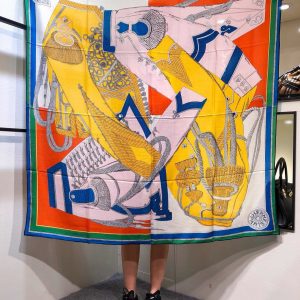 Hermès Scarf - Image 3