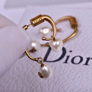 Dior Earrings - Image 4