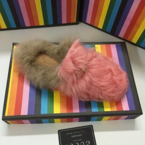 Gucci Slippers - Image 4