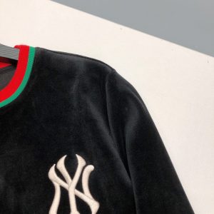 Gucci Suit - Image 9