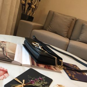 Chloe Faye Shoulder bag - Image 9