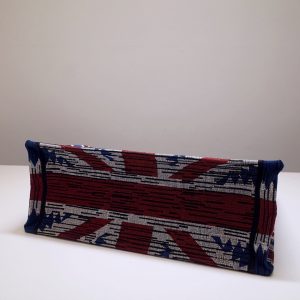 Dior Book Tote - Image 6