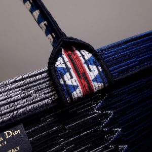 Dior Book Tote - Image 10