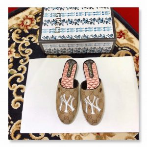 Gucci Slippers - Image 6