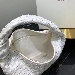 Bottega Vaenta Hobo Bag - Image 4