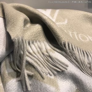 Louis Vuitton scarf - Image 6