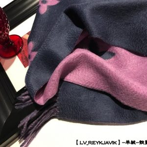 Louis Vuitton scarf - Image 11