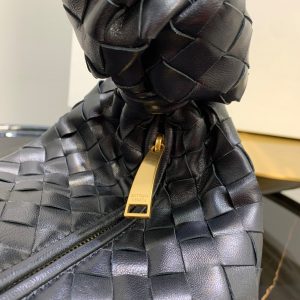 Bottega Vaenta Hobo Bag - Image 6