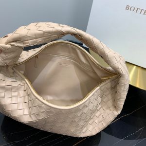 Bottega Vaenta Hobo Bag - Image 5