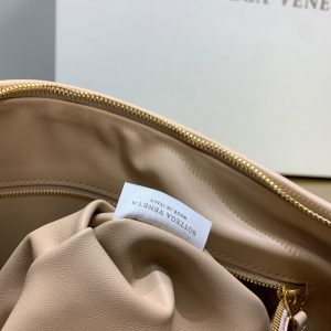 Bottega Vaenta Hobo Bag - Image 3