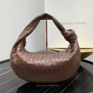 Bottega Vaenta Hobo Bag - Image 9