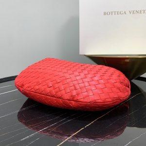 Bottega Vaenta Hobo Bag - Image 8
